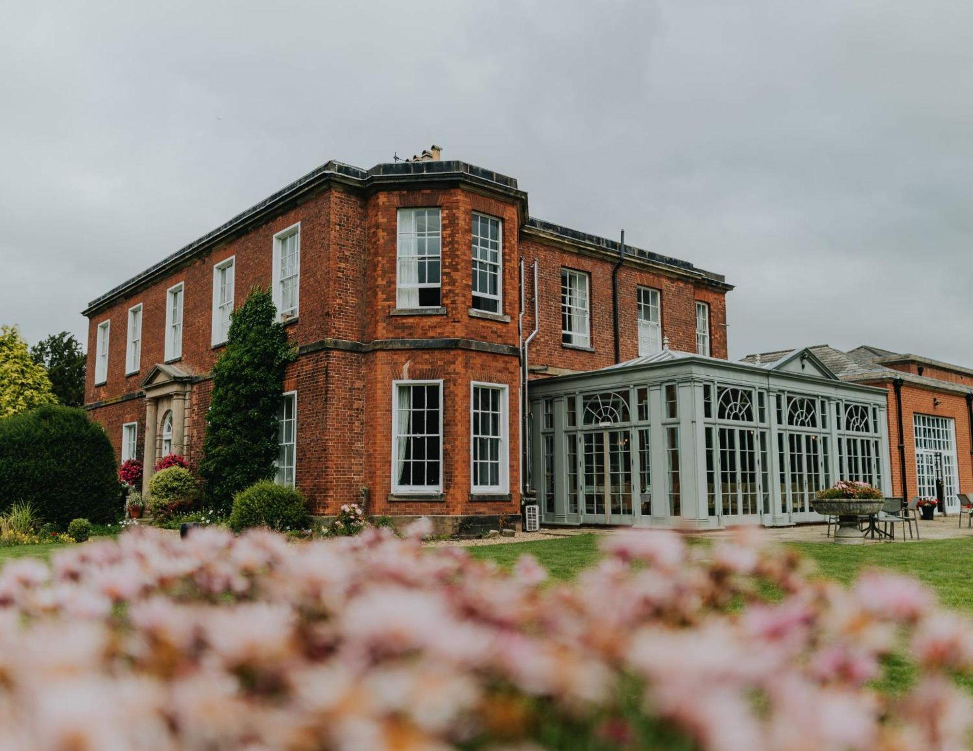 Dovecliff Hall Hotel Burton-upon-Trent Extérieur photo
